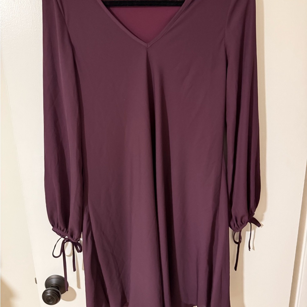 Chic V-Neck Women's Tunic in Deep Purple
